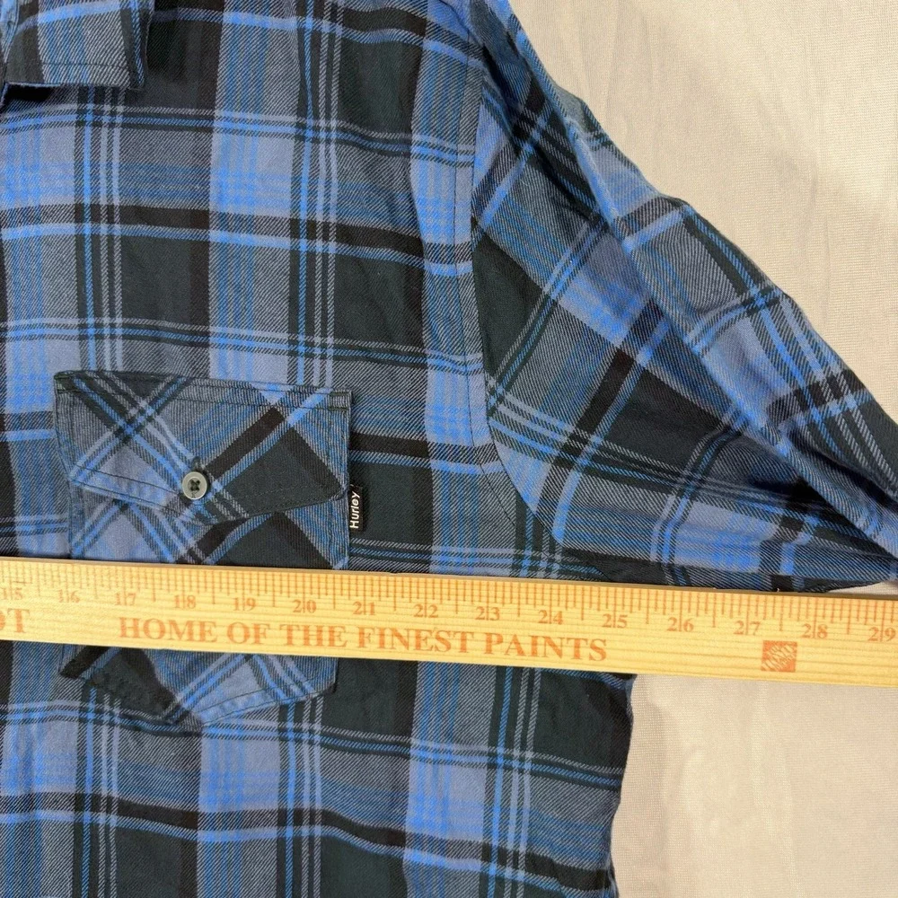 Hurley Long‎ Sleeve Button Shirt Men's Size 2XL Blue Plaid Flannel Cotton Blend